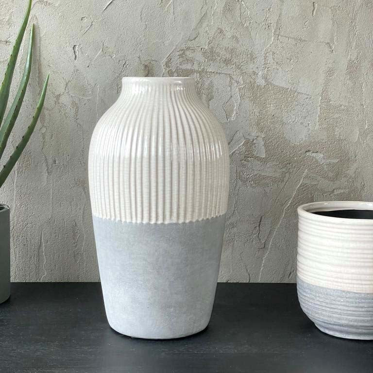 Large 2 Tone Ribbed Vase BIGGIE BEST