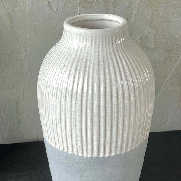 Large 2 Tone Ribbed Vase
