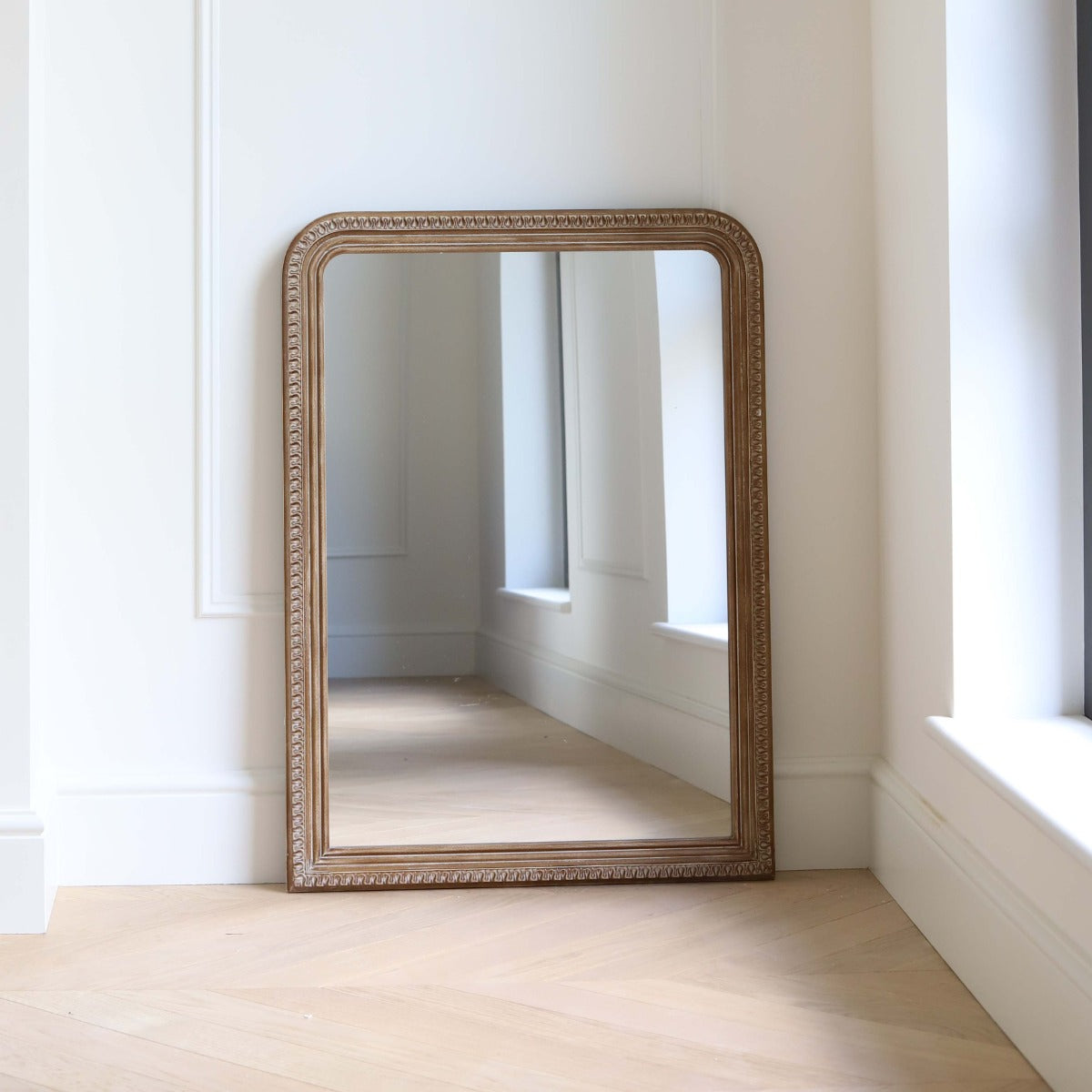 VIKTOR WOODEN MIRROR (W) BIGGIE BEST