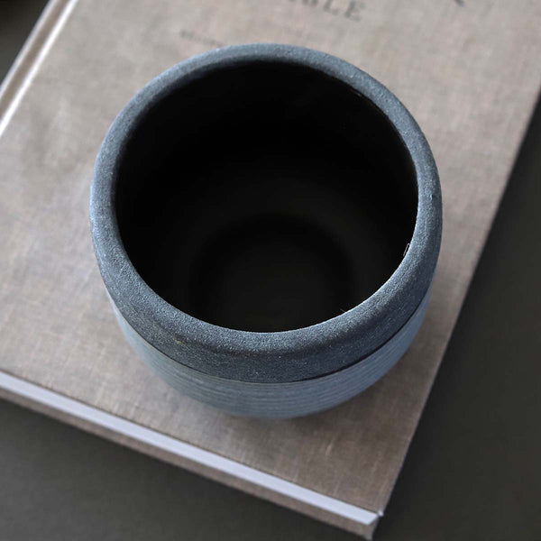 9cm deep blue 2 tone pot
