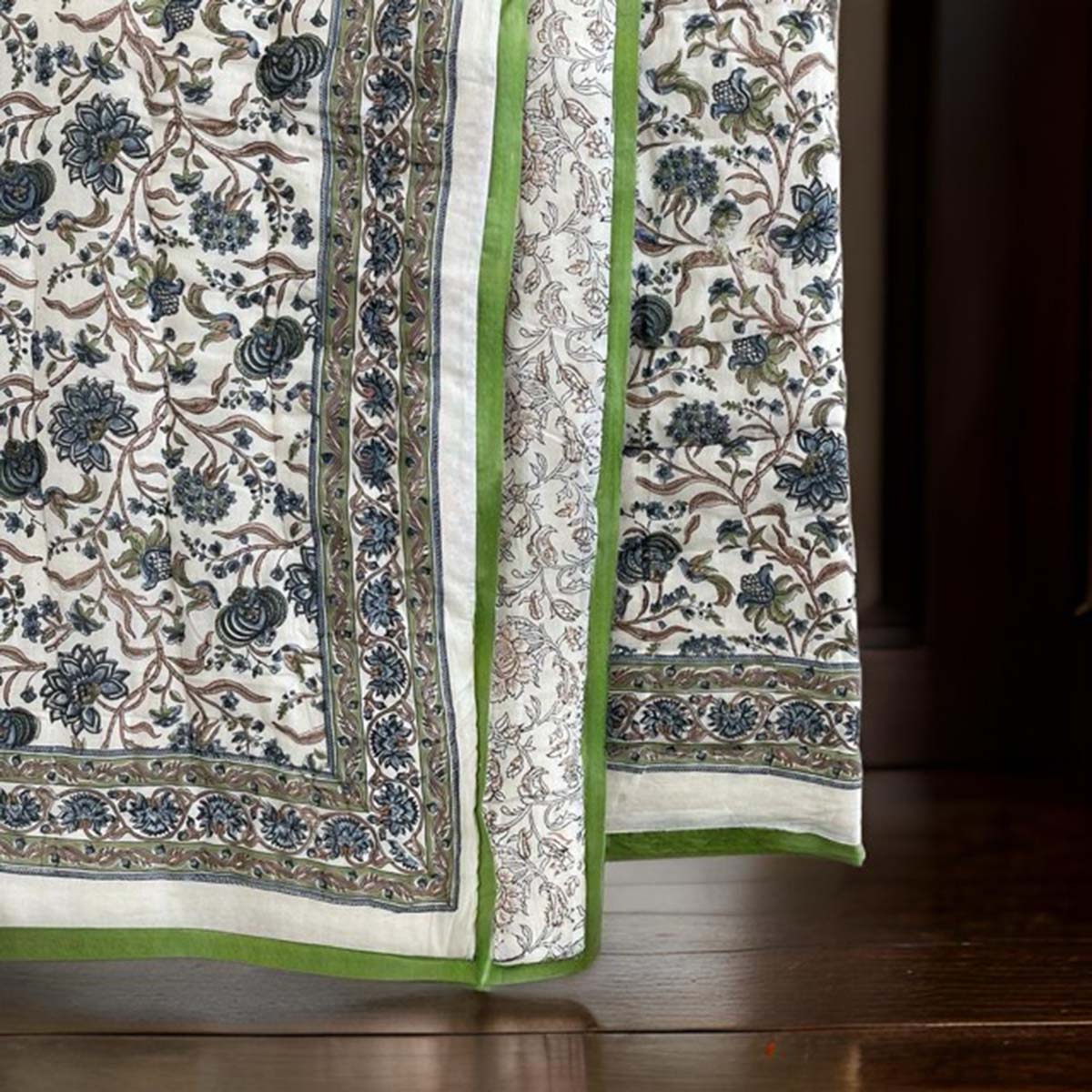 bedspread BIGGIE BEST