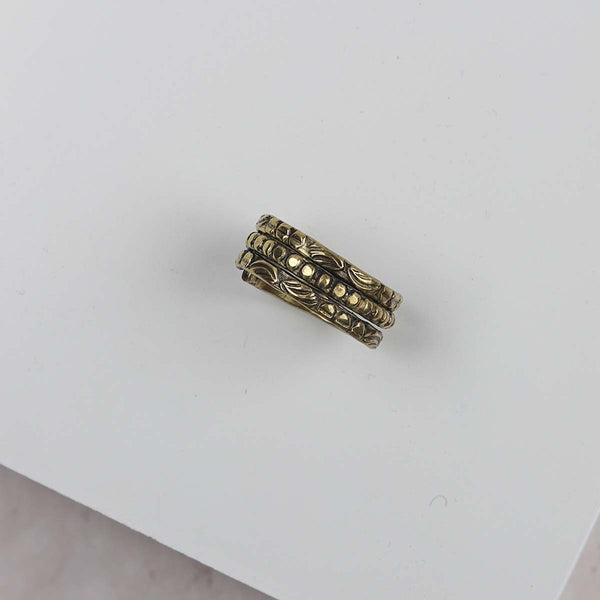 Ornate gold ring

