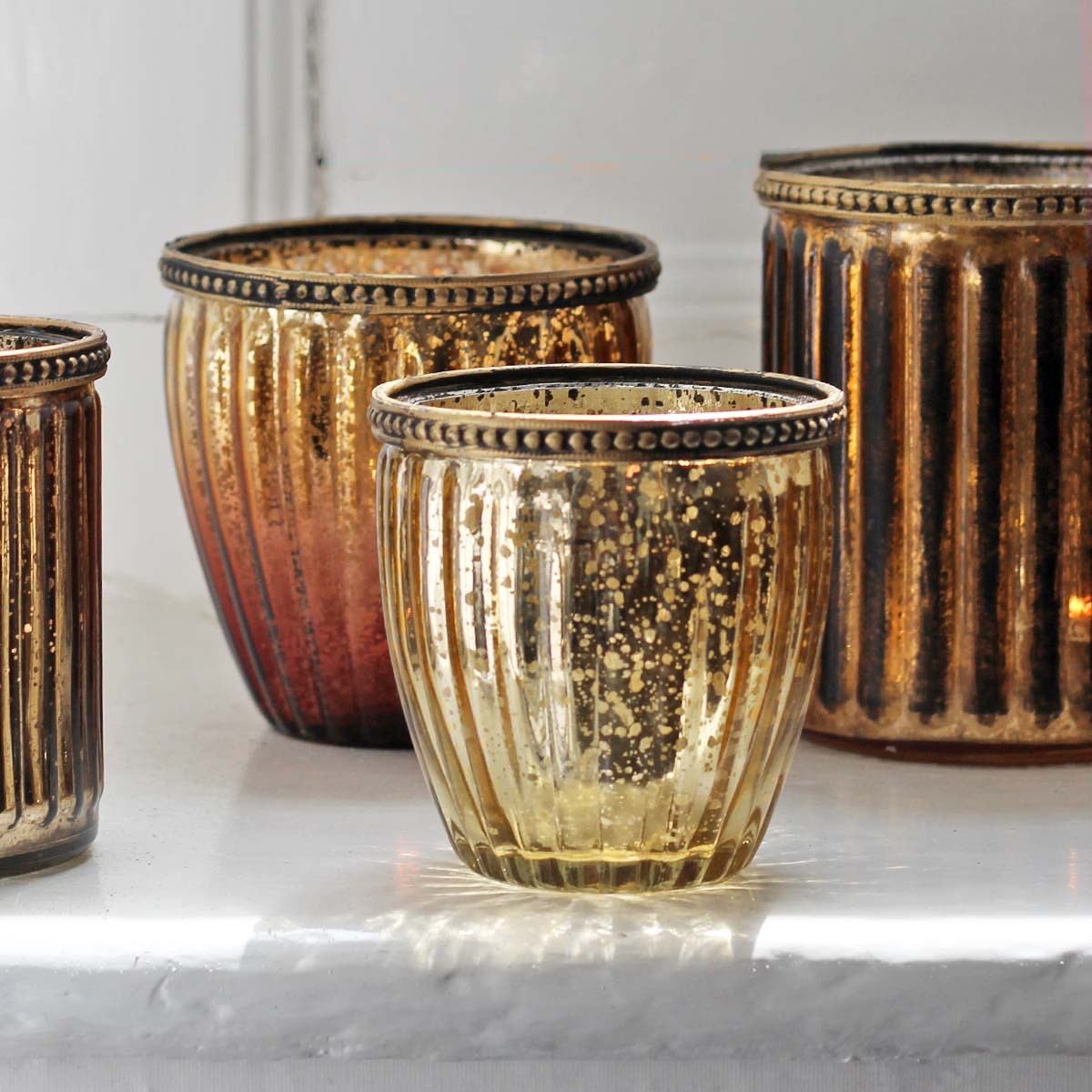 GOLD FANCY TEALIGHT HOLDER BIGGIE BEST