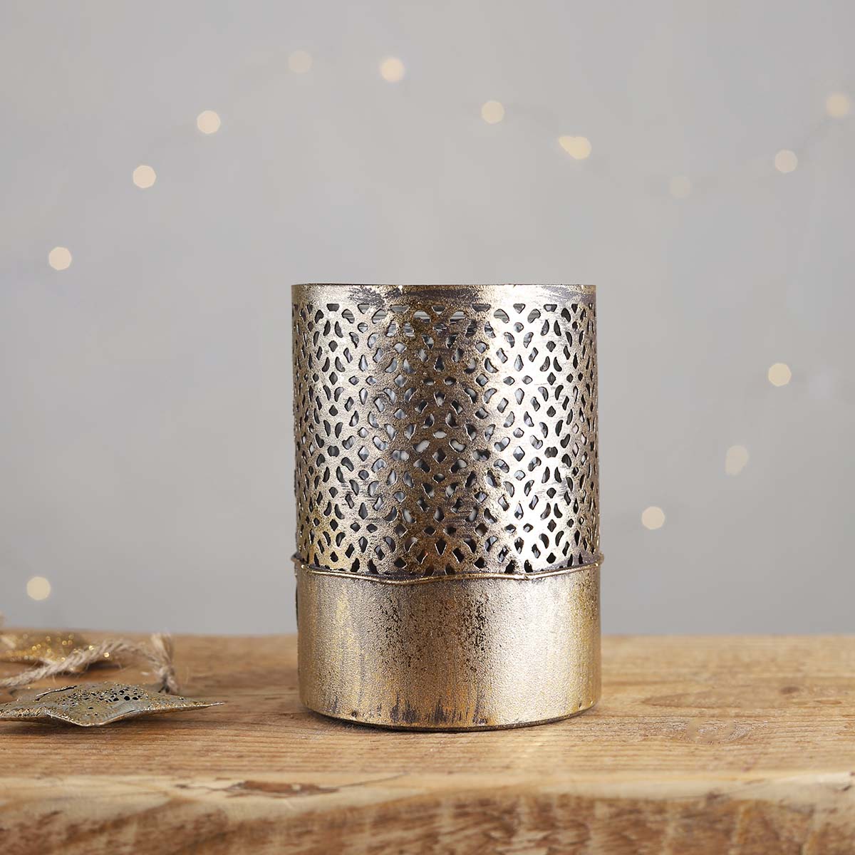 MEDIUM GOLD CANDLE HOLDER BIGGIE BEST