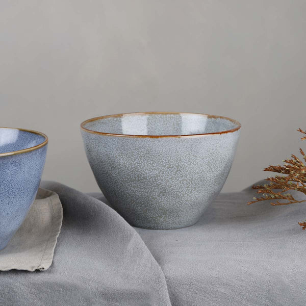 This beautiful light grey /taupe bubble bowl will grace any table, kitchen or eating area.