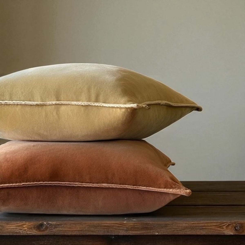 BROWN SUGAR STONEWASHED VELVET CUSHION MD