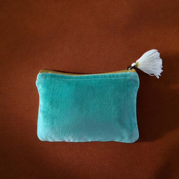 Daisy sky blue velvet pouch