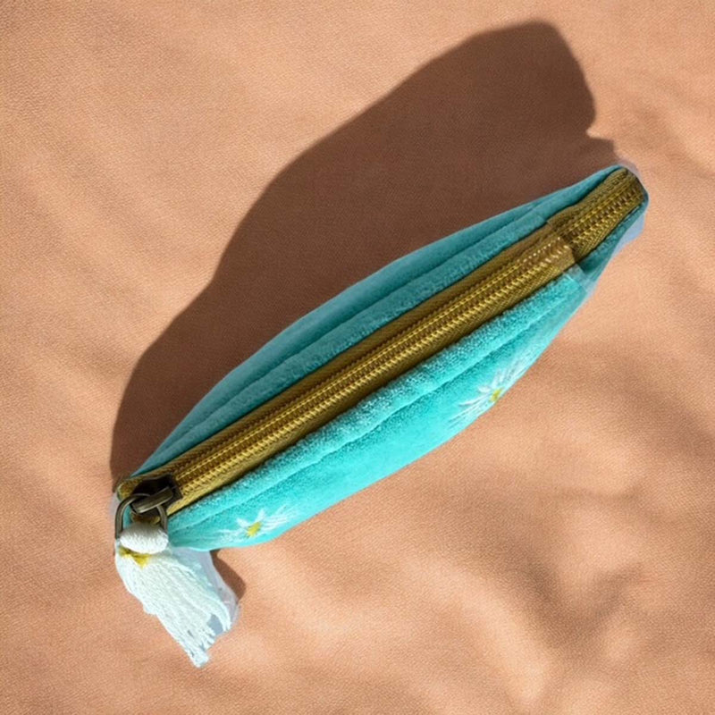 Daisy sky blue velvet pouch