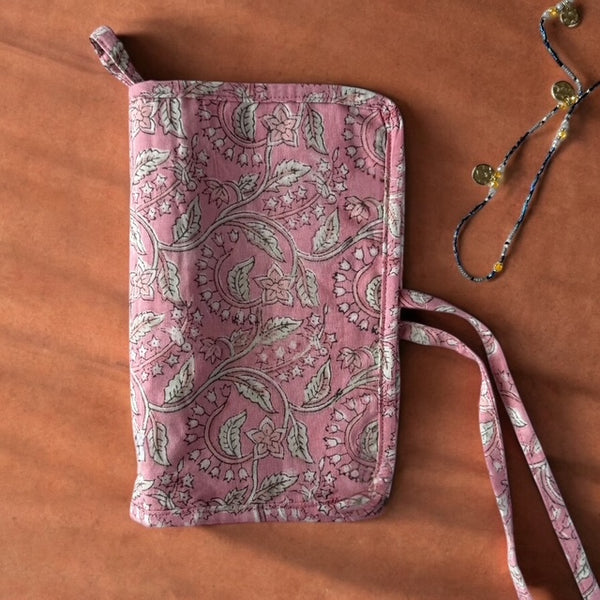 Lrg pink floral jewellery roll