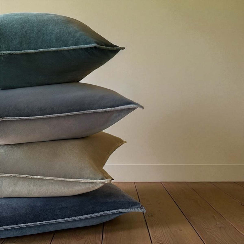 OLIVE GREEN  STONEWASHED VELVET CUSHION MD