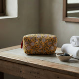 CORN TASSLE TOILET BAG