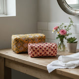 SMALL PARTY PINK TOILET BAG