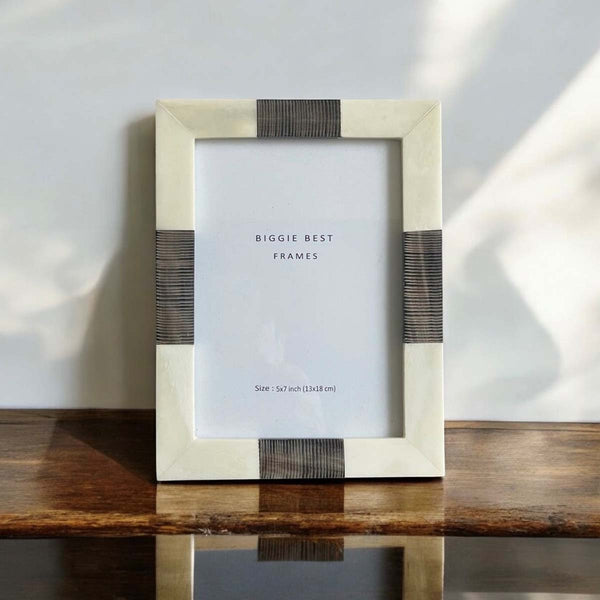 UMA PHOTO FRAME  - 5X7"