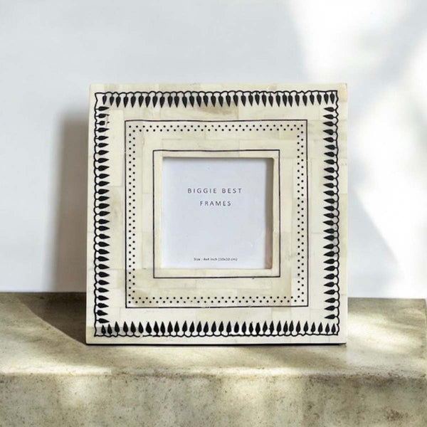 UDMAN PHOTO FRAME - 4X4"