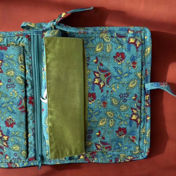 Lrg teal floral jewellery roll