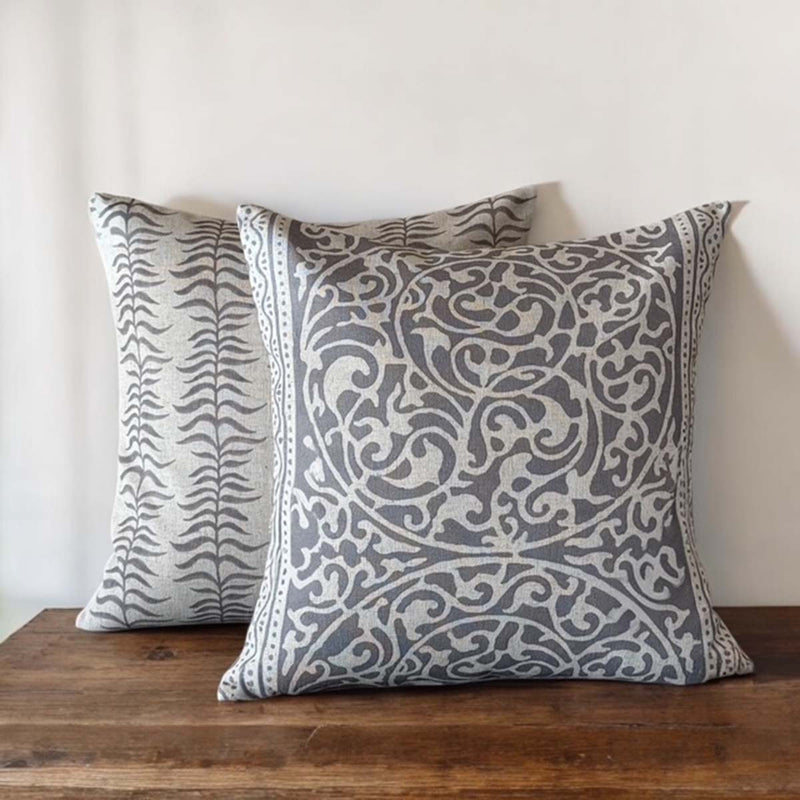 Circle lichen cushion
