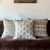 Mini bouquet stone cushion