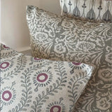 Mini bouquet stone cushion