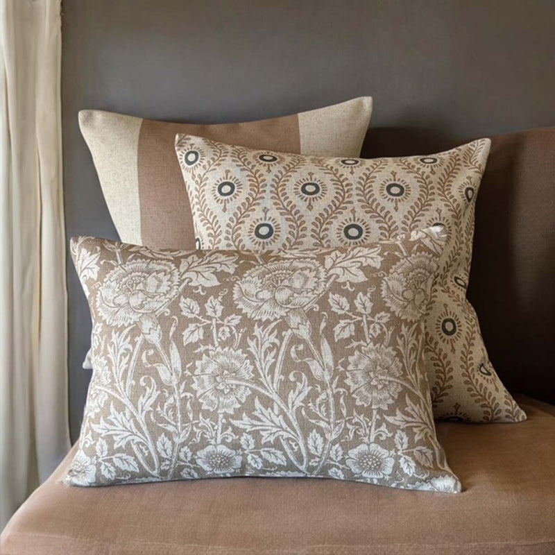 Morristown champagne cushion