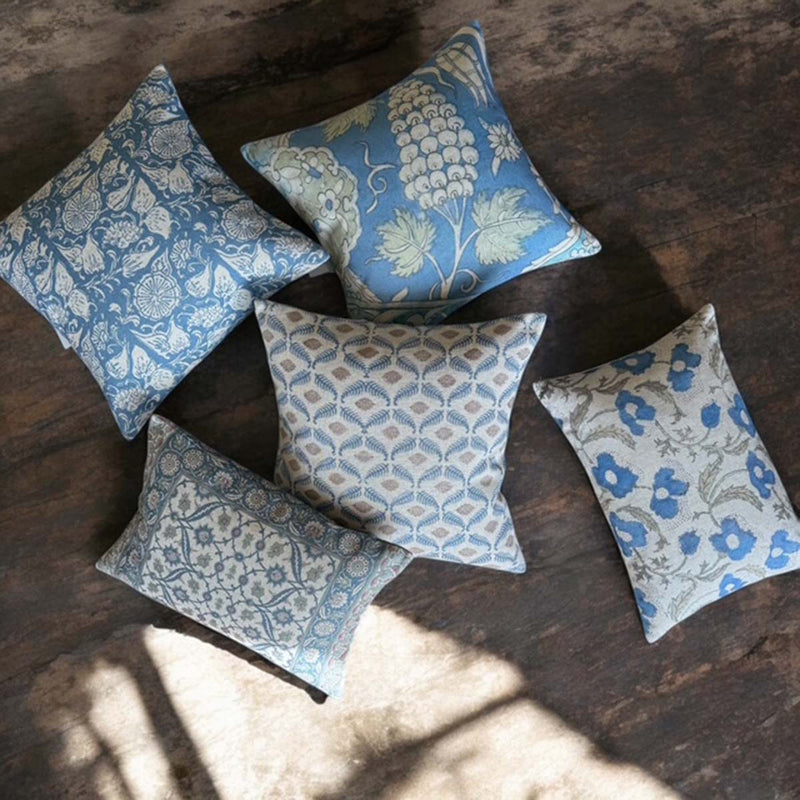 Feather dark blue & linen cushion