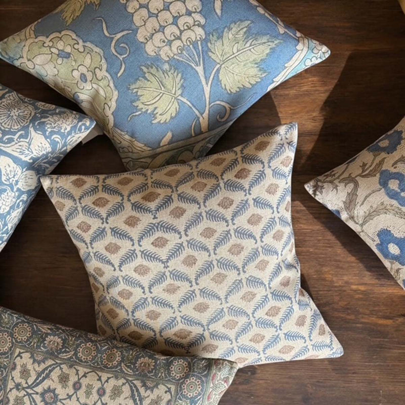 Feather dark blue & linen cushion