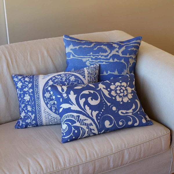 LIGHTNING CUSHION - BLUE