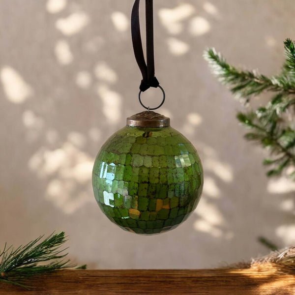 7cm shiny green bauble - set of 2