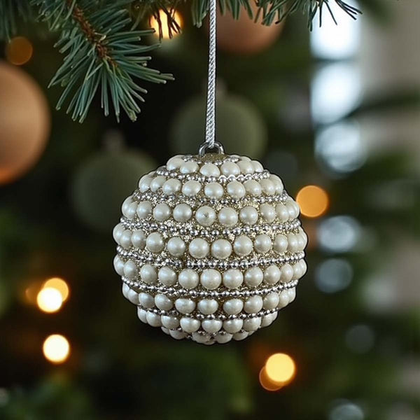 pearl bauble