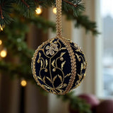 black /gold royal bauble