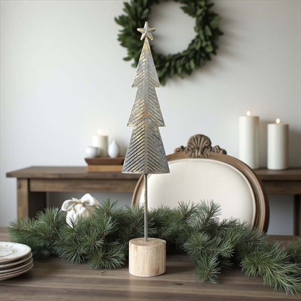 SMALL NORDIC TIN TREE