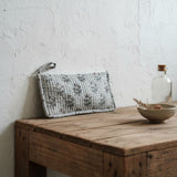 GREY DITSY FLAT POUCH