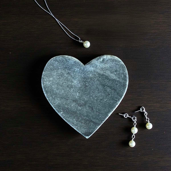 marble heart grey