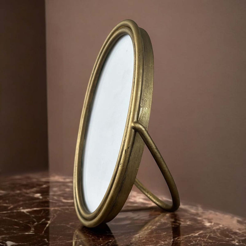 lido oval frame gold