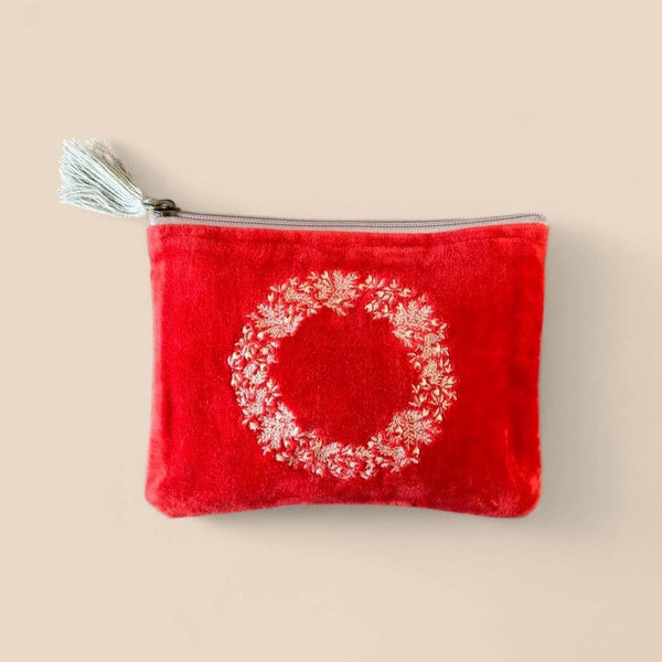 LARGE RED EMBROIDERED WASHBAG