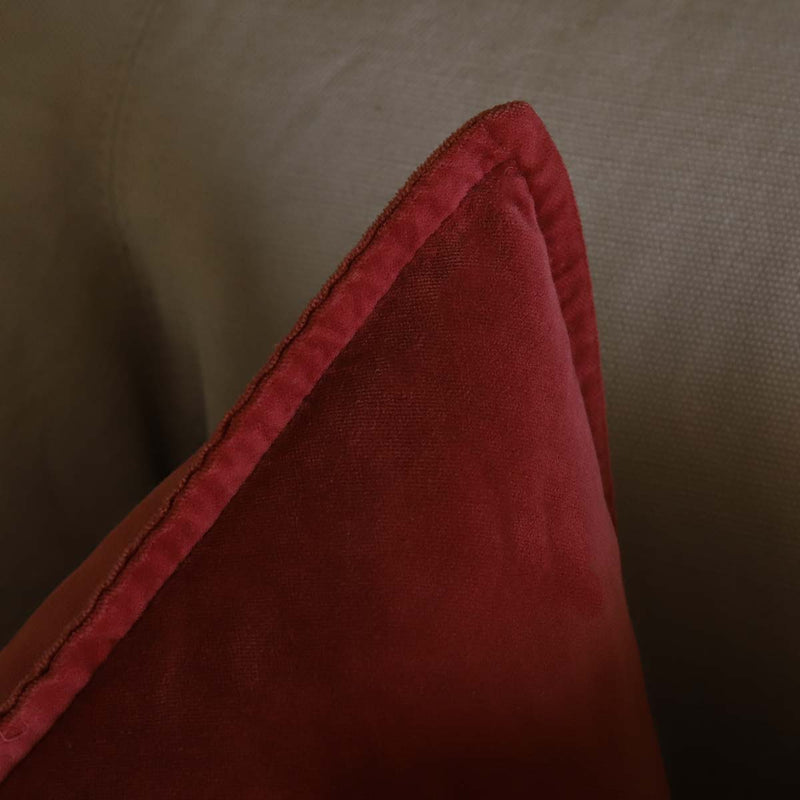 BRICK RED STONEWASHED VELVET CUSHION