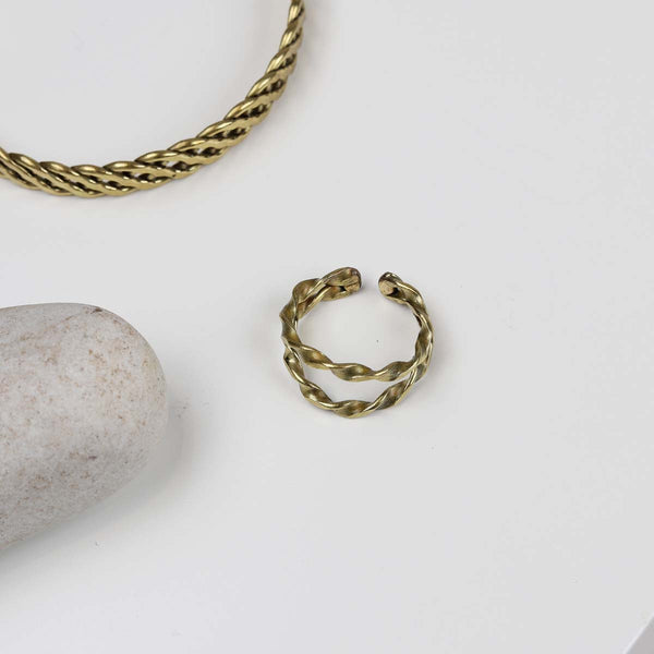 Gold twisted ring, adjustable to fit 

