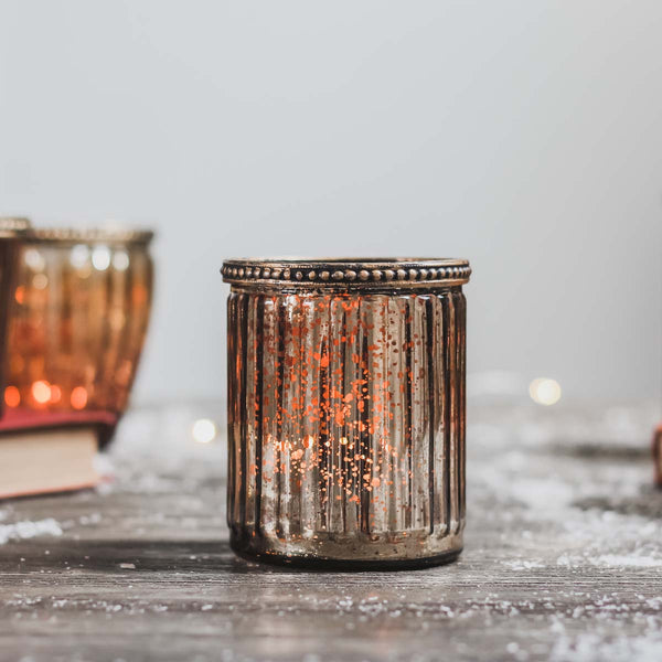 Glass tealight/votive holder look beautiful both with and without a candle glowing inside. It is a perfect addition to any decor.

Have a cluster of holders to create a dazzling feel in your home. Stunning for use in living, hallways and outdoor spaces 

