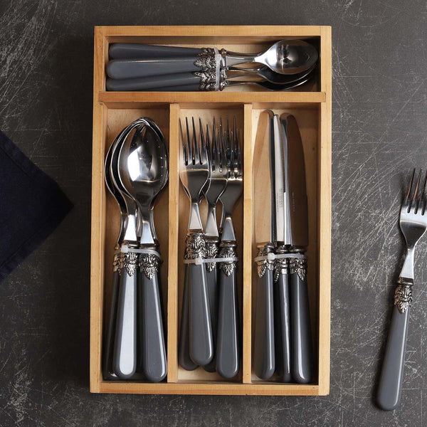 A stylish and practical 24-piece set featuring a simple and chic look with a royal clasp, this cutlery set is perfect for gracing any classic dining table.
