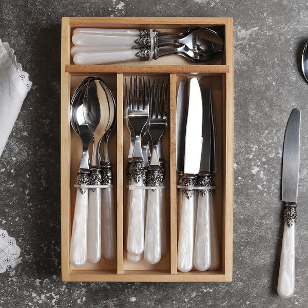 A stylish and practical 24-piece set featuring a simple and chic look with a royal clasp, this cutlery set is perfect for gracing any classic dining table.