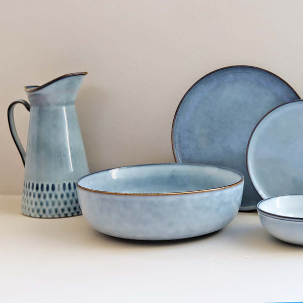 Beautiful ceramics which will grace any table or eating area. Mix and match with other piece to create interest.
