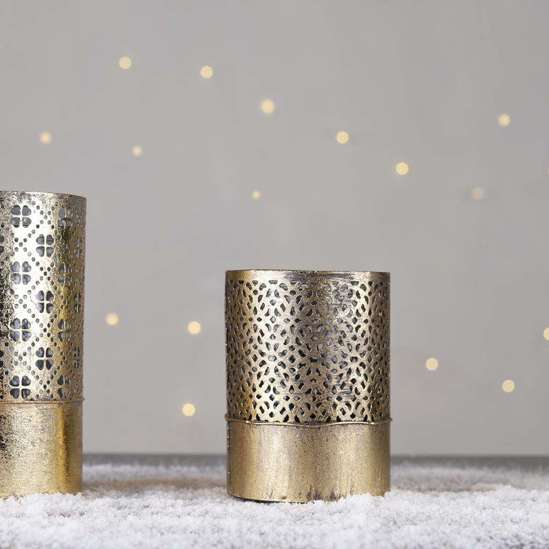 MEDIUM GOLD CANDLE HOLDER