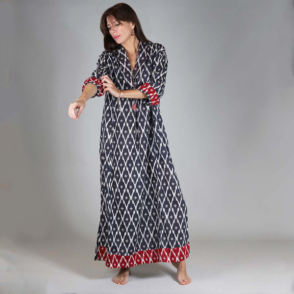 Handmade, block printed in India by skilled artisans. Our, for every occasion, tops, tunics and dresses represent wearable artistry at its best.

